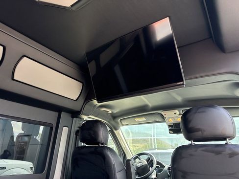Used 2024 RAM ProMaster 2500 w/ Advanced Safety Group image 4