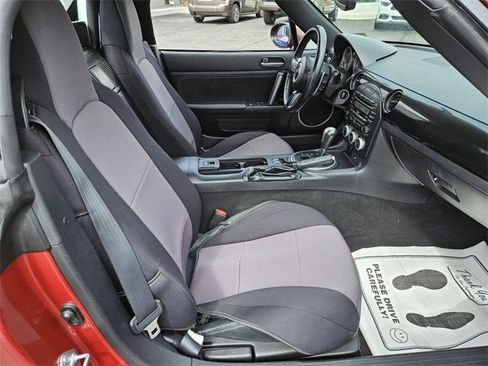 Used 2013 MAZDA MX-5 Miata Grand Touring w/ Premium Pkg image 11