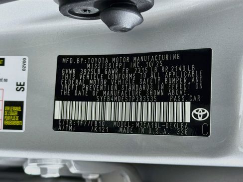 Used 2026 Toyota Corolla LE FWD image 12