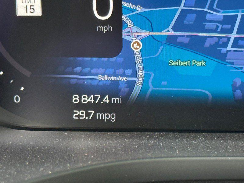 Used 2022 Volvo XC60 B5 Inscription w/ Advanced Package FWD image 22
