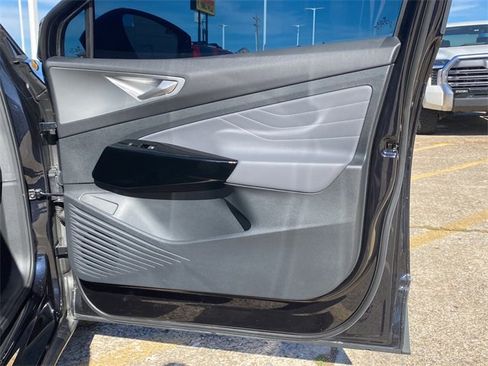 Used 2023 Volkswagen ID.4 Pro S image 10