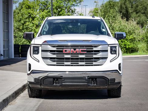 Used 2023 GMC Sierra 1500 SLE AWD/4WD image 9