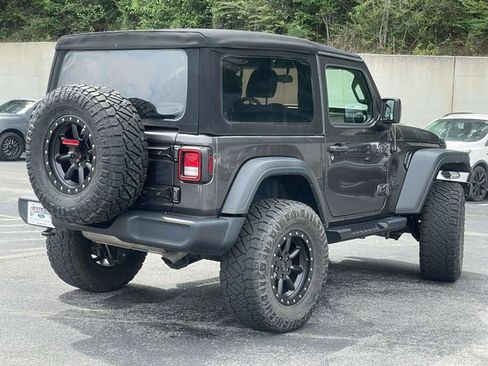 Used 2020 Jeep Wrangler Sport AWD/4WD image 3