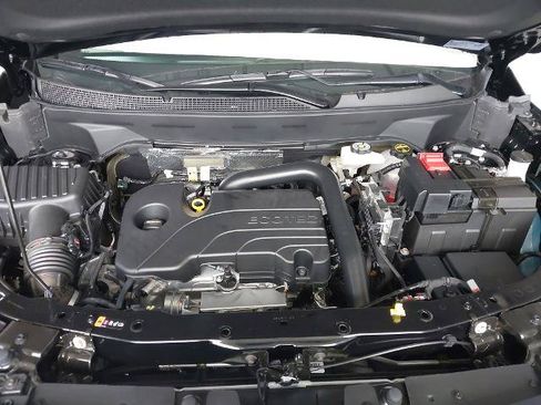 New 2026 Chevrolet Equinox LT w/ Convenience Package II FWD image 30