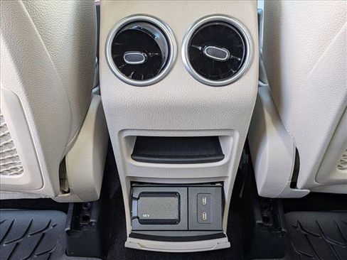 Used 2026 Mercedes-Benz GLB 250 image 17