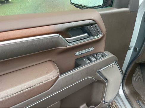 Used 2026 GMC Sierra 1500 Denali w/ Denali Reserve Package AWD/4WD image 11