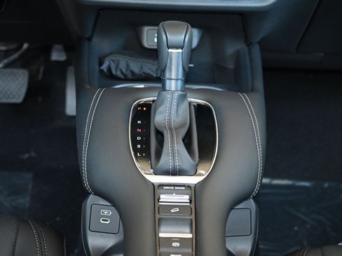 New 2026 Honda HR-V EX-L image 24