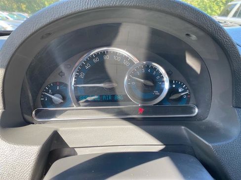 Used 2010 Chevrolet HHR LT image 13