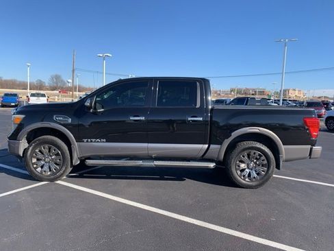 Used 2017 Nissan Titan Platinum Reserve image 4