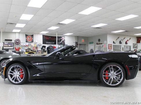 Used 2014 Chevrolet Corvette Stingray Convertible RWD image 4