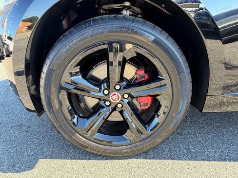Used 2020 Jaguar F-PACE S image 6