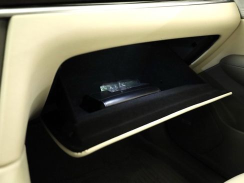 Used 2023 Cadillac XT6 Premium Luxury w/ Technology Package image 23