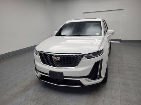 Used 2020 Cadillac XT6 Premium Luxury image 15