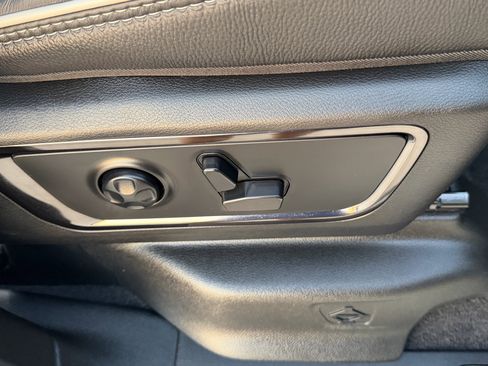 Used 2025 RAM 1500 Limited image 35