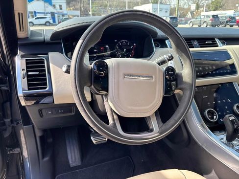 Used 2019 Land Rover Range Rover Sport HST image 7