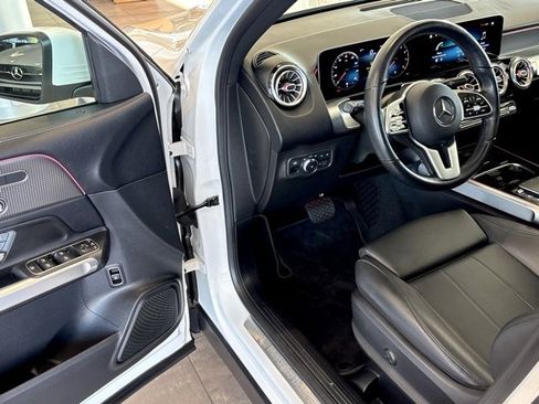Certified 2021 Mercedes-Benz GLB 250 image 17