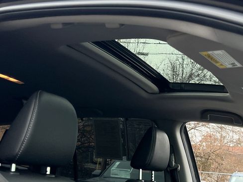 Used 2022 Honda Pilot Special Edition image 11