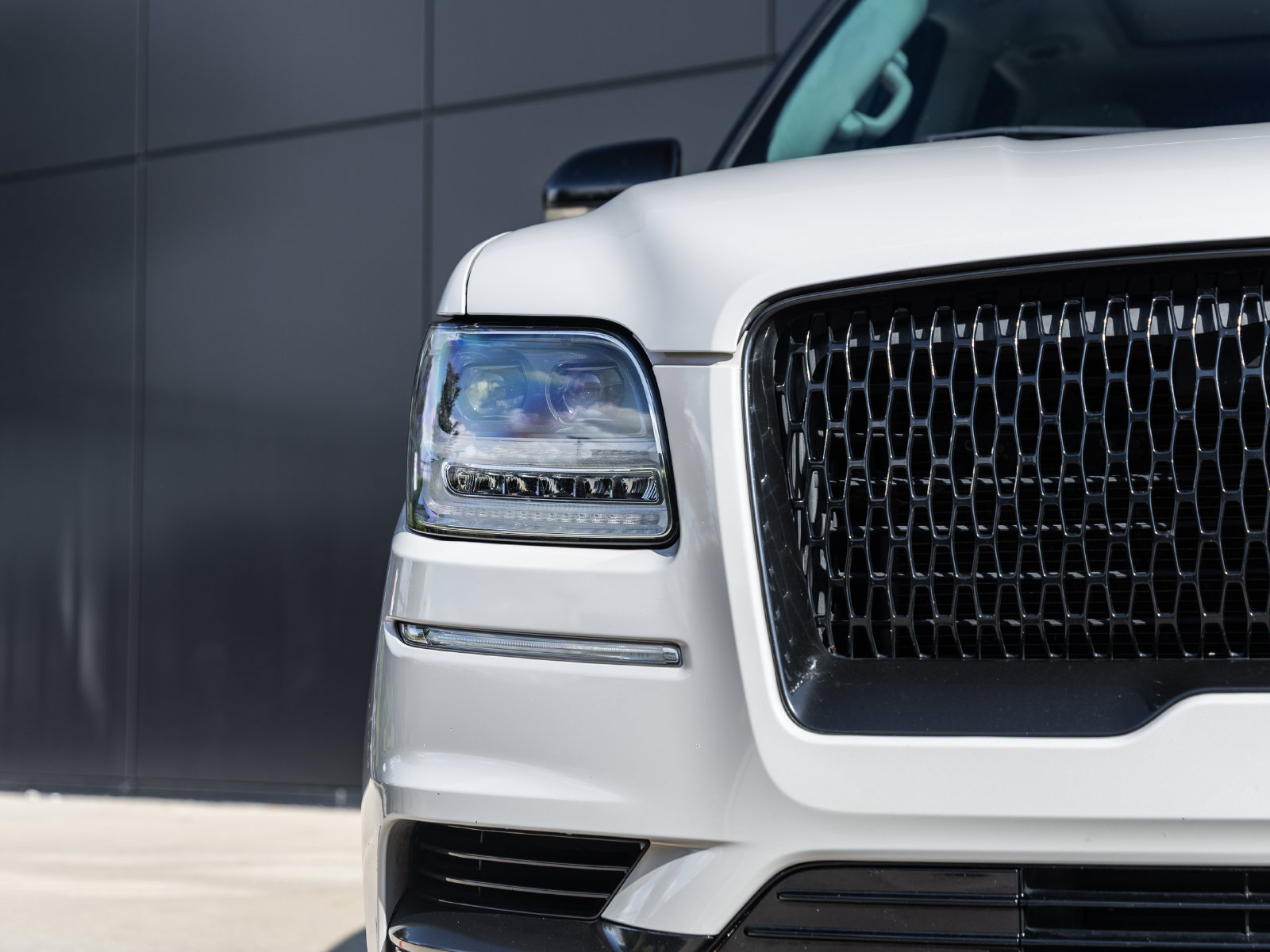 Used 2021 Lincoln Navigator Reserve w/ Luxury Package RWD image 17