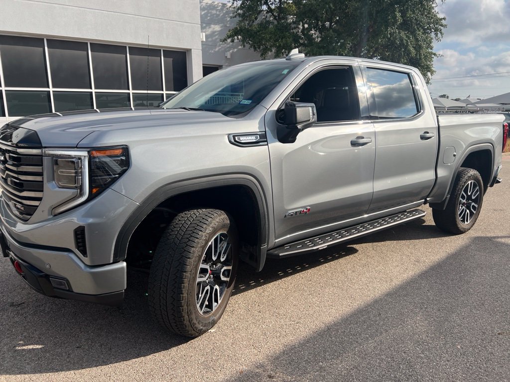 Used 2026 GMC Sierra 1500 AT4 w/ Technology Package AWD/4WD image 1