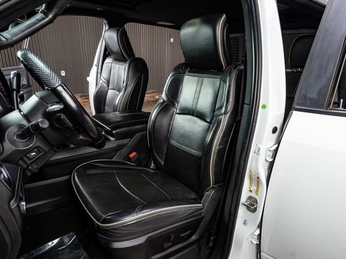 Used 2021 RAM 3500 Limited image 27