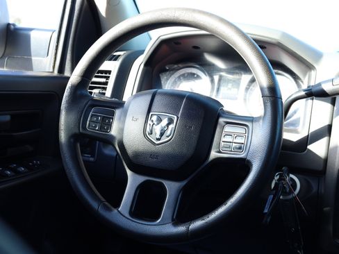 Used 2017 RAM 2500 Tradesman w/ Chrome Appearance Group image 7