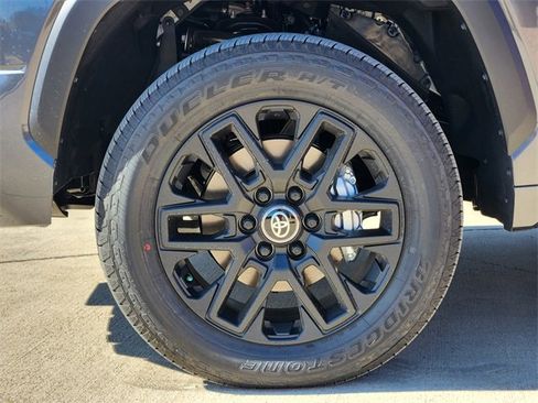 New 2026 Toyota Tundra SR5 image 8