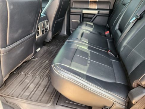 Used 2022 Ford F250 Lariat w/ Lariat Value Package AWD/4WD image 30