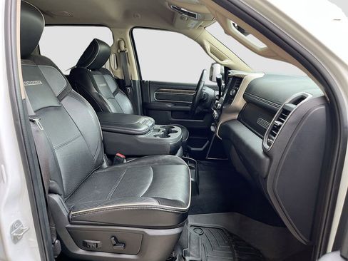 Used 2020 RAM 2500 Laramie w/ Chrome Appearance Group image 27