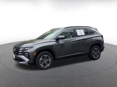 Used 2025 Hyundai Tucson Blue image 8