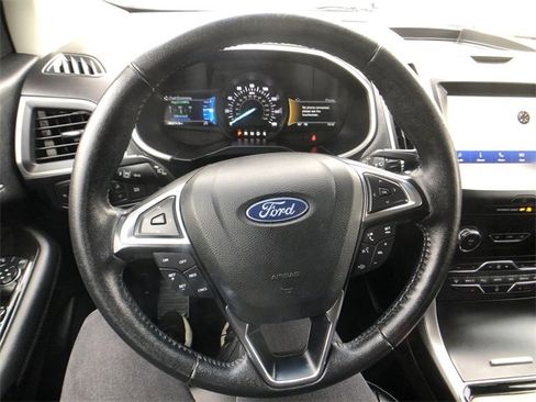 Used 2020 Ford Edge SEL image 14