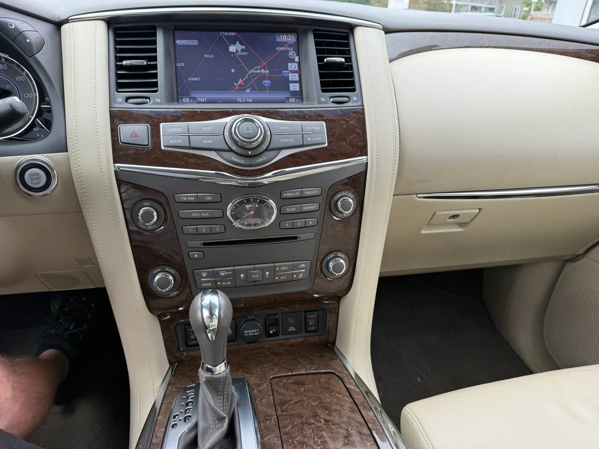 Used 2017 INFINITI QX80 2WD w/ Driver Assistance Package image 17