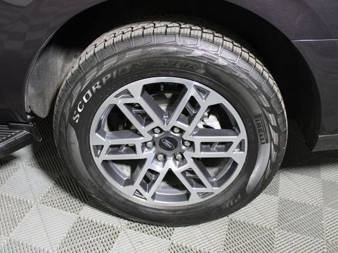 Certified 2025 Ford Expedition Active image 24