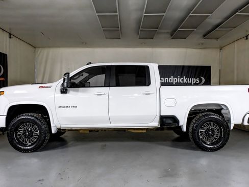 Used 2023 Chevrolet Silverado 2500 LT image 12