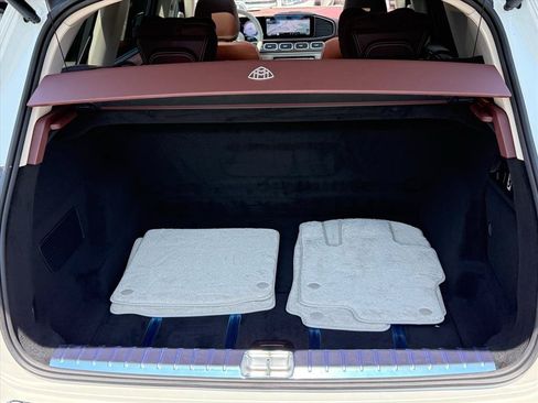 Certified 2024 Mercedes-Benz Maybach GLS 600 4MATIC image 19