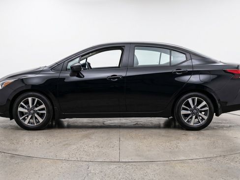 Used 2025 Nissan Versa SV w/ Trunk Package FWD image 5