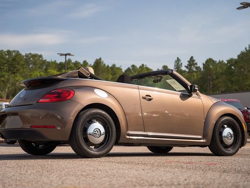 Used 2014 Volkswagen Beetle 1.8T FWD image 14