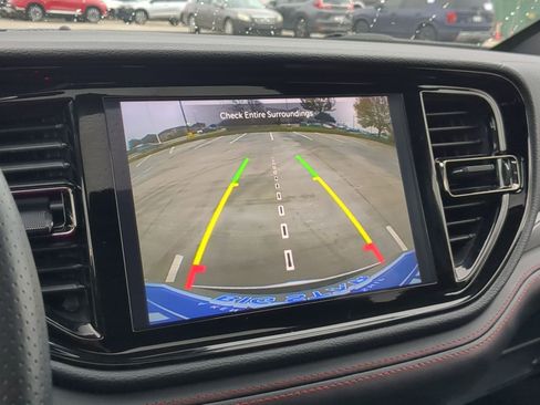 Used 2025 Dodge Durango GT image 25