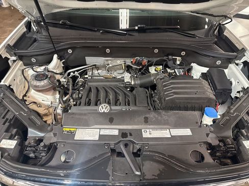 Used 2021 Volkswagen Atlas SEL Premium image 23