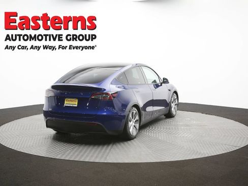 Used 2021 Tesla Model Y Long Range AWD/4WD image 39