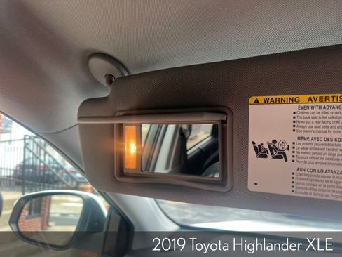 Used 2019 Toyota Highlander XLE image 35