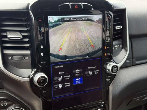 Used 2020 RAM 1500 Big Horn AWD/4WD image 23