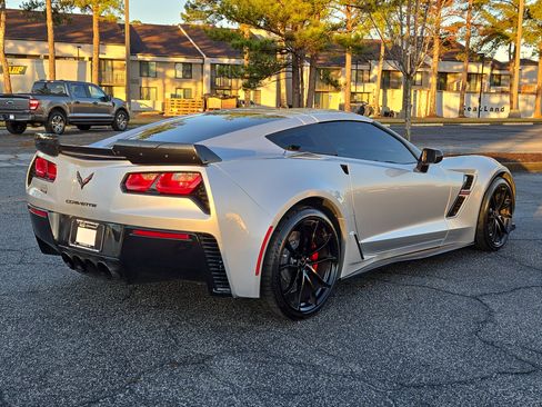 Used 2019 Chevrolet Corvette Grand Sport image 9