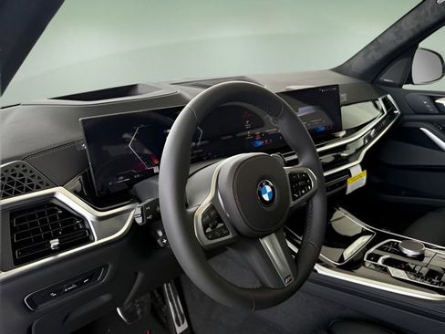 Used 2026 BMW X7 xDrive40i w/ M Sport Package AWD/4WD image 21