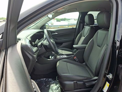 Used 2024 Buick Encore GX Preferred FWD image 13