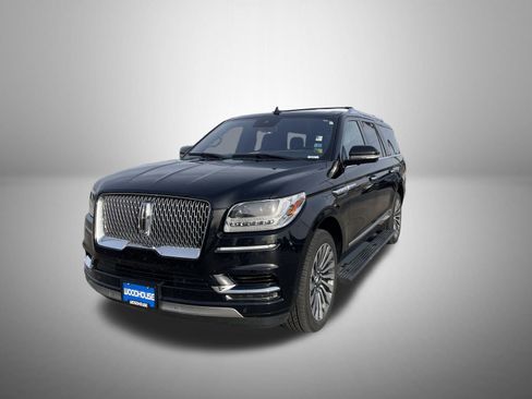 Used 2019 Lincoln Navigator L Reserve image 1