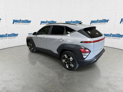 Used 2024 Hyundai Kona SEL FWD image 8