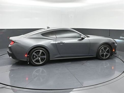 Certified 2025 Ford Mustang Coupe RWD image 24