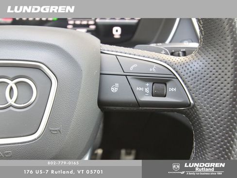 Used 2023 Audi SQ5 Premium Plus w/ Premium Plus Package image 18