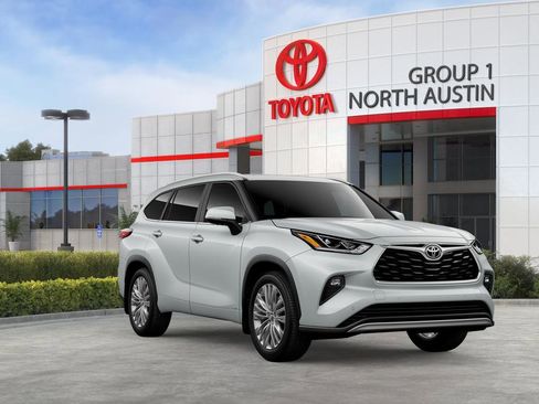 New 2026 Toyota Highlander Platinum image 15