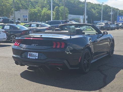 Used 2024 Ford Mustang GT Premium image 5